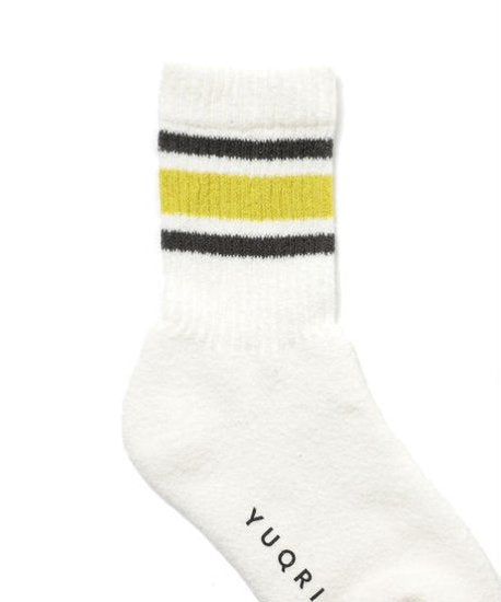 '- YUQRI - puff pile short crew line yellow / women