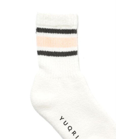 YUQRI - puff pile short crew line pink / women